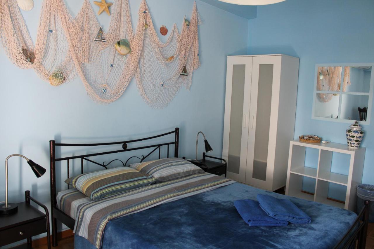 Petaluda House 1 Bed & Breakfast Athens Luaran gambar